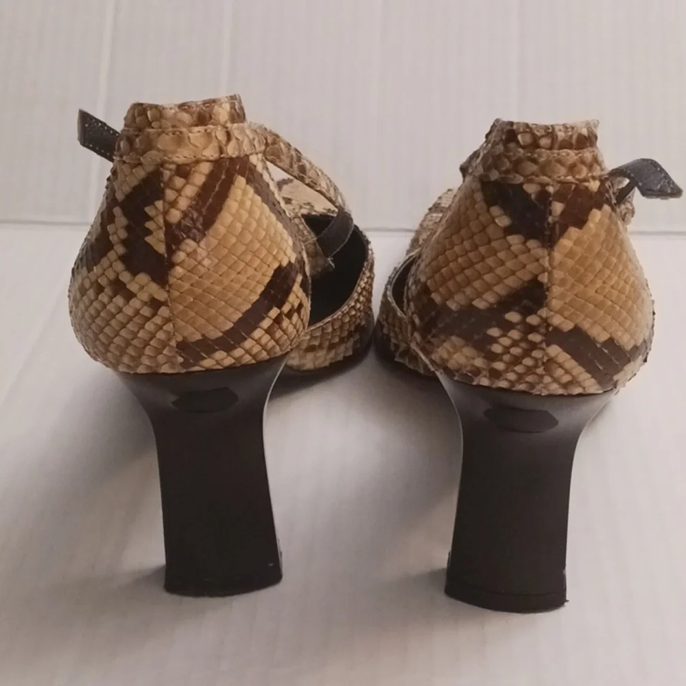 Stuart Weitzman size 7B women's snake print t-strap high-heel shoes brown cream. - Picture 8 of 17